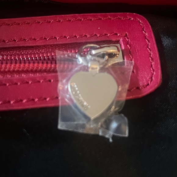 ♥️ MOSCHINO Red Flap Fabric Signature Chain Shoulder Crossbody Bag Purse NWOT - Picture 14 of 14